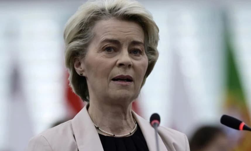 Глава Єврокомісії висловила занепокоєння через напад на судно з українськими та азербайджанськими моряками