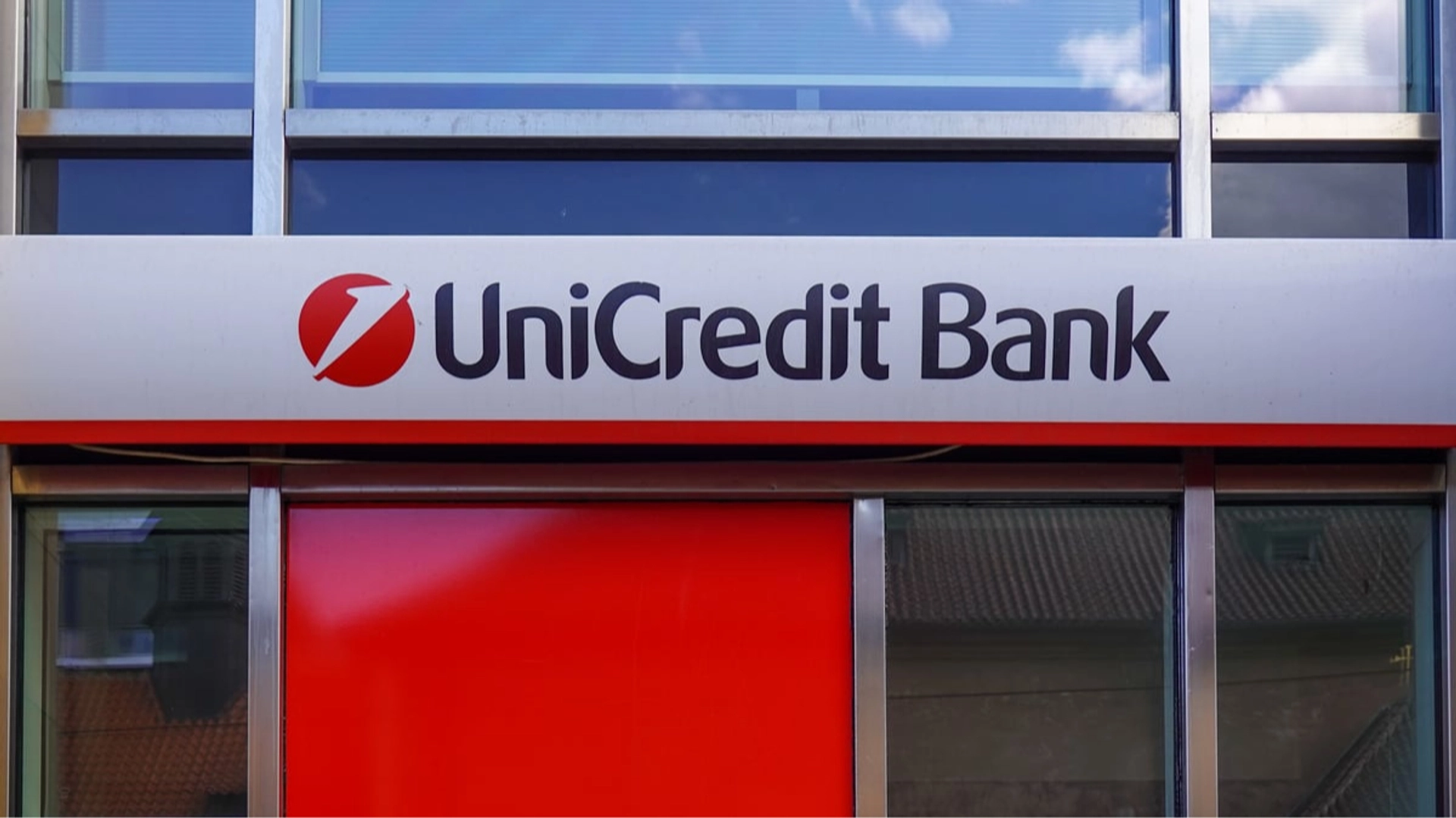 Голова правління UniCredit Падоан завершить свою каденцію після закінчення терміну