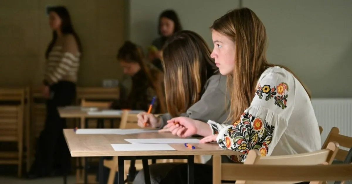 Львів запрошує всіх бажаючих долучитися до написання радіодиктанту в День української писемності та мови