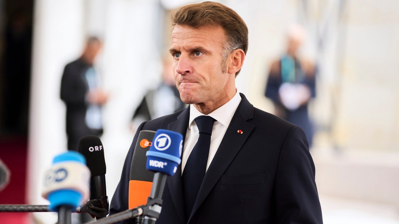 Макрон анонсував, що у суботу дозволять лише демонстрації, ініційовані профспілками