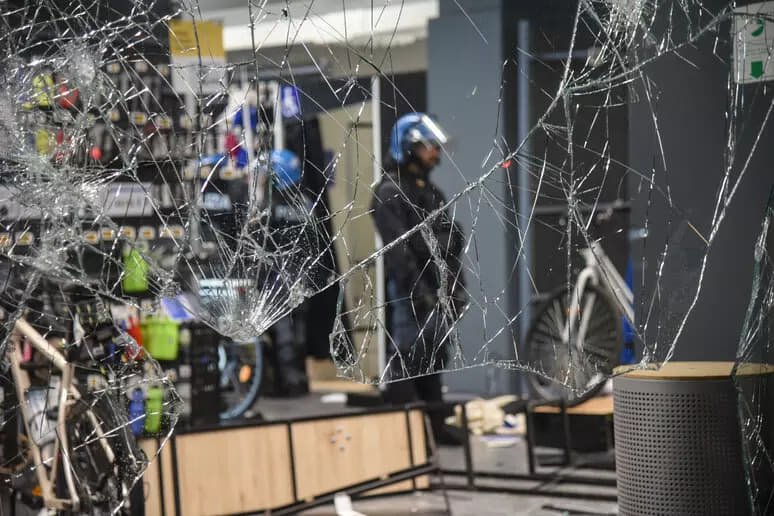 Міністр оборони Італії: Протести у Мілані — наслідок гібридної війни