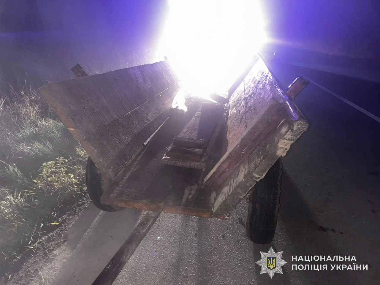 На Дрогобиччині сталося зіткнення автомобіля з підводою: один водій госпіталізований