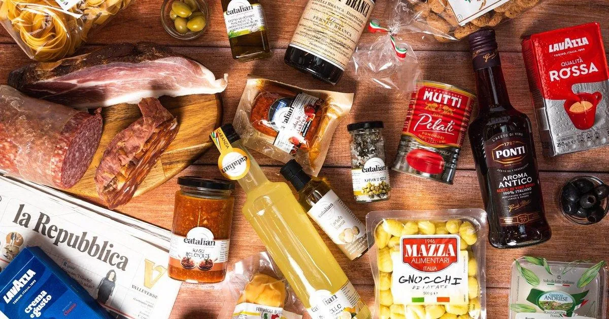 На Львівщині на кордоні вилучено партію продуктів: про шуту, оливки та м’ясні вироби