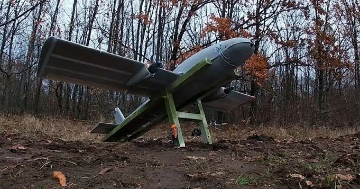 На Львівщині підприємець намагався контрабандою вивезти деталі безпілотника «Молнія-2» через державний кордон