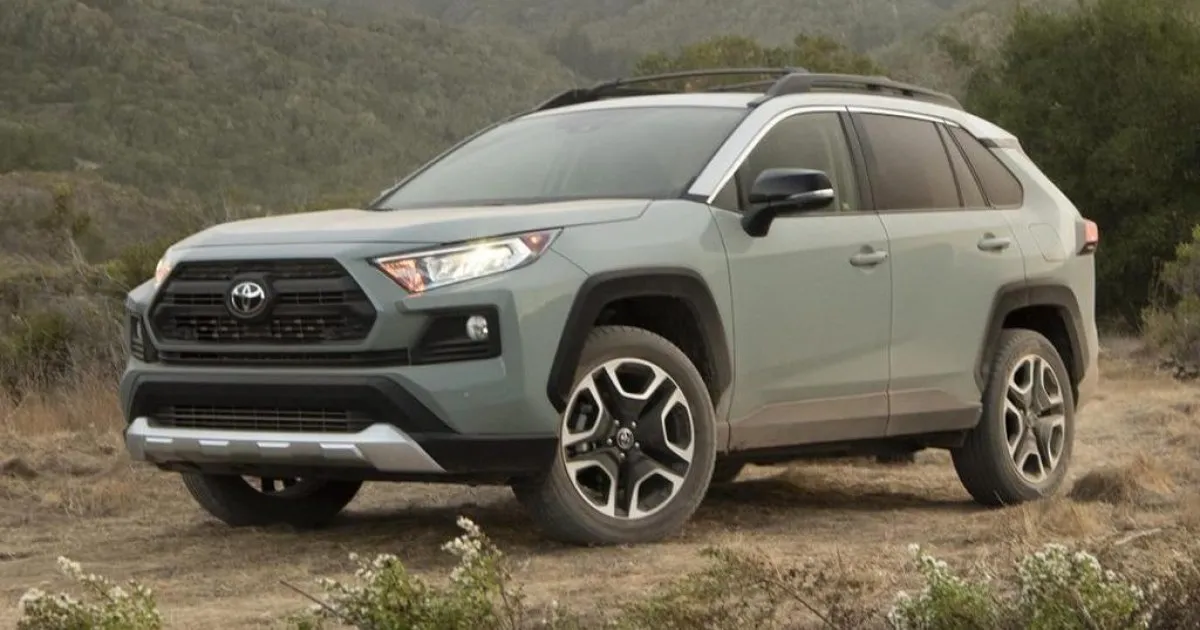 На Львівщині виявили викрадену в Німеччині Toyota RAV4 на кордоні