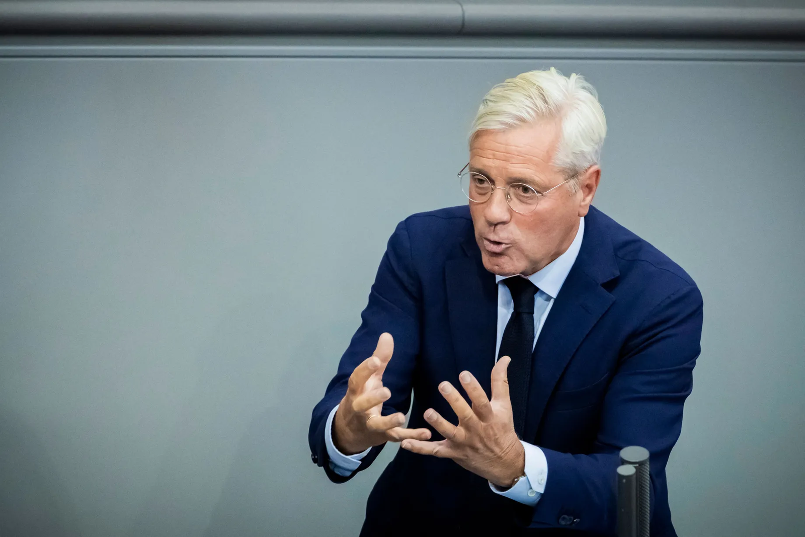Німецький політик заявив, що Трамп змінив позицію і підтримує Росію