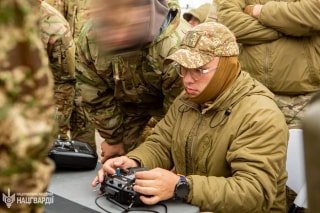 Офіцери спецпідрозділу "Туман" навчали курсантів Національної академії НГУ використанню безпілотників
