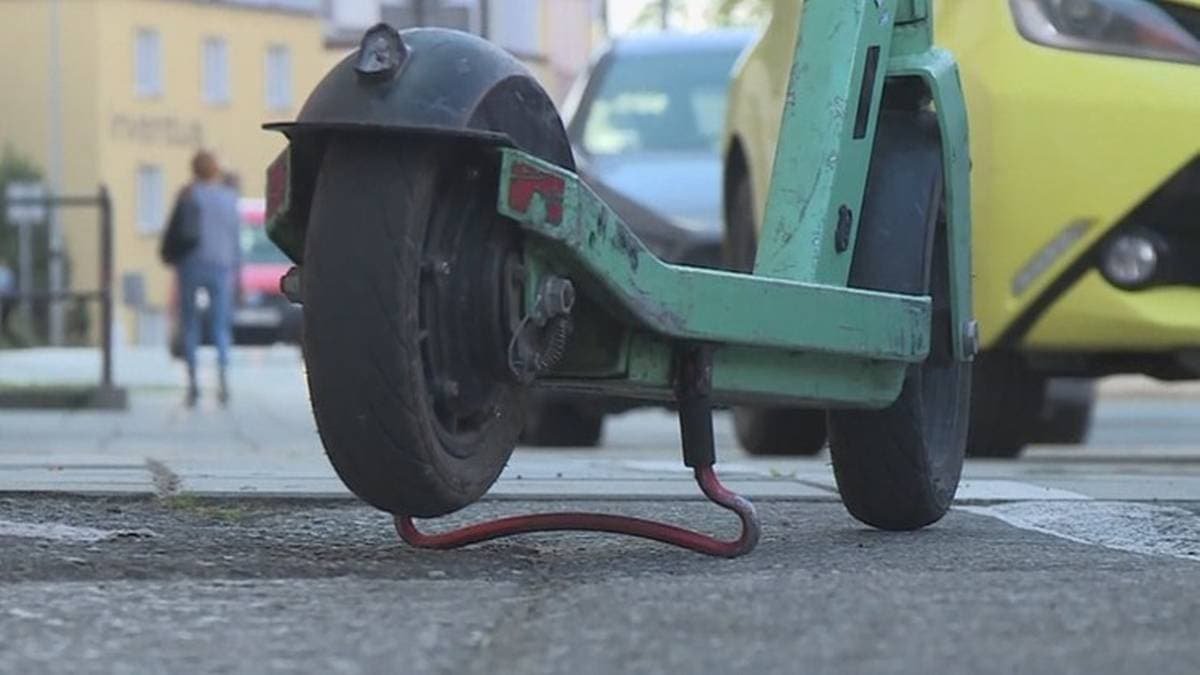 Польща розглядає можливість введення обмежень на використання електросамокатів у міських умовах