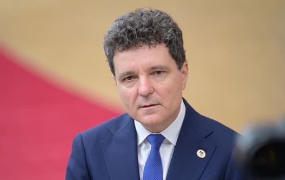 Президент Румунії: нова атака на судно в Чорному морі свідчить про ескалацію агресії з боку Росії
