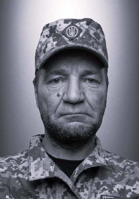 Щоденна хвилина мовчання о 9:00 на честь пам'яті загиблих українців