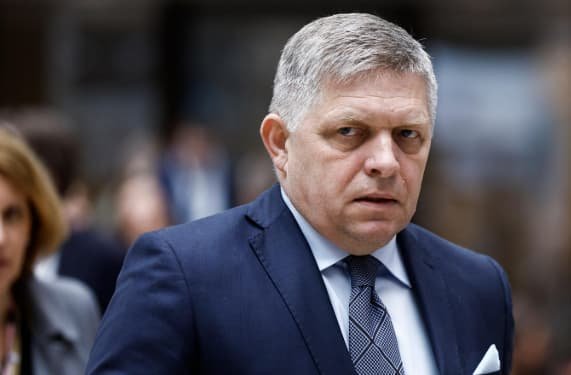 Словаччина та Угорщина відмовилися фінансувати нову допомогу Україні від ЄС у 2027 році, заявив Фіцо