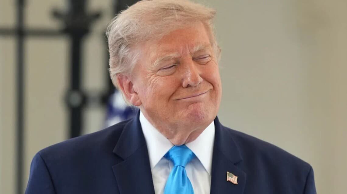 Трамп розглядає можливість зміни місця проведення пресконференцій Білого дому