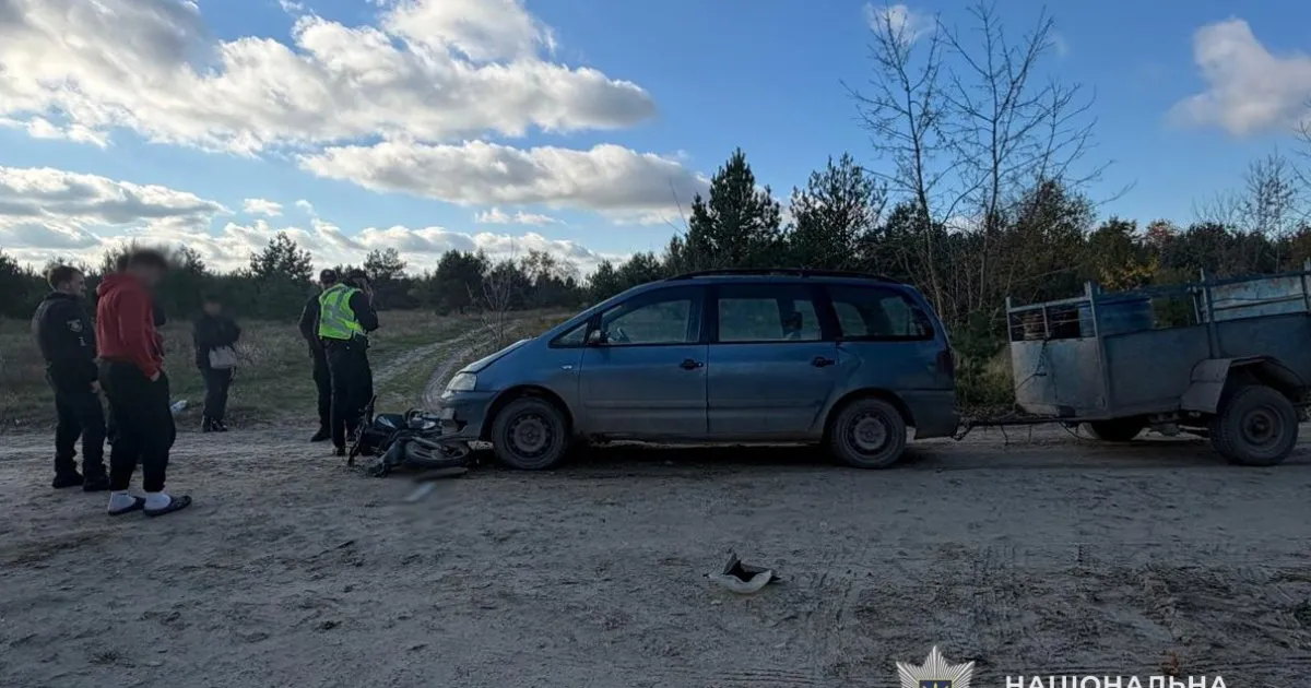 У Львівській області водій Volkswagen наїхав на 75-річного мотоцикліста
