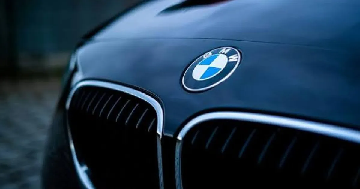 У Львові поліція confiscувала BMW у громадянина Польщі за контрабанду 5 тисяч сигарет у газовому балоні