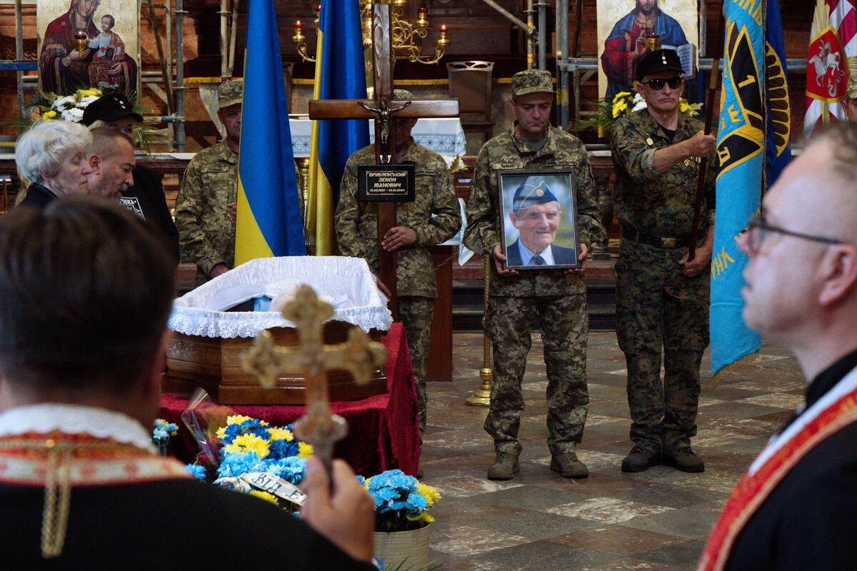 У Львові вшанували пам'ять підпільника ОУН Зенона Врублевського під час похорону