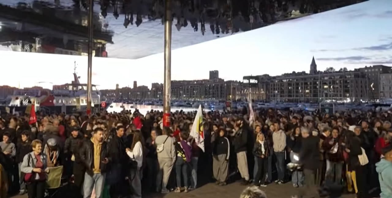 У Марселі пройшов антирасистський протест у відповідь на стрілянину під Парижем
