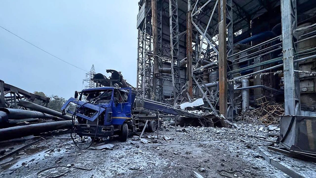 У п’ятий раз російські військові завдали удару по Запоріжсталі, випустивши шість балістичних ракет