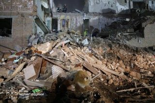 У Прилуках завершено розбір завалів після ракетного удару: 22 загиблих внаслідок атаки окупантів