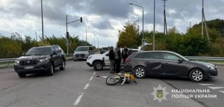 У Яворові водій у стані алкогольного сп'яніння наїхав на 70-річного іноземця на мотоциклі