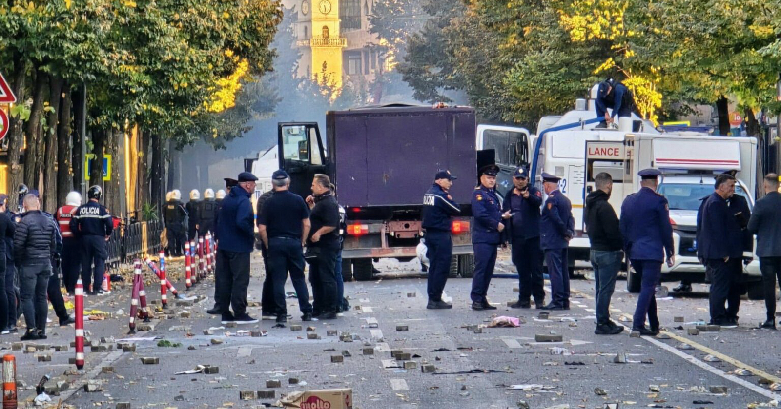 В Албанії протестувальники зіткнулися з правоохоронцями під час акцій проти уряду