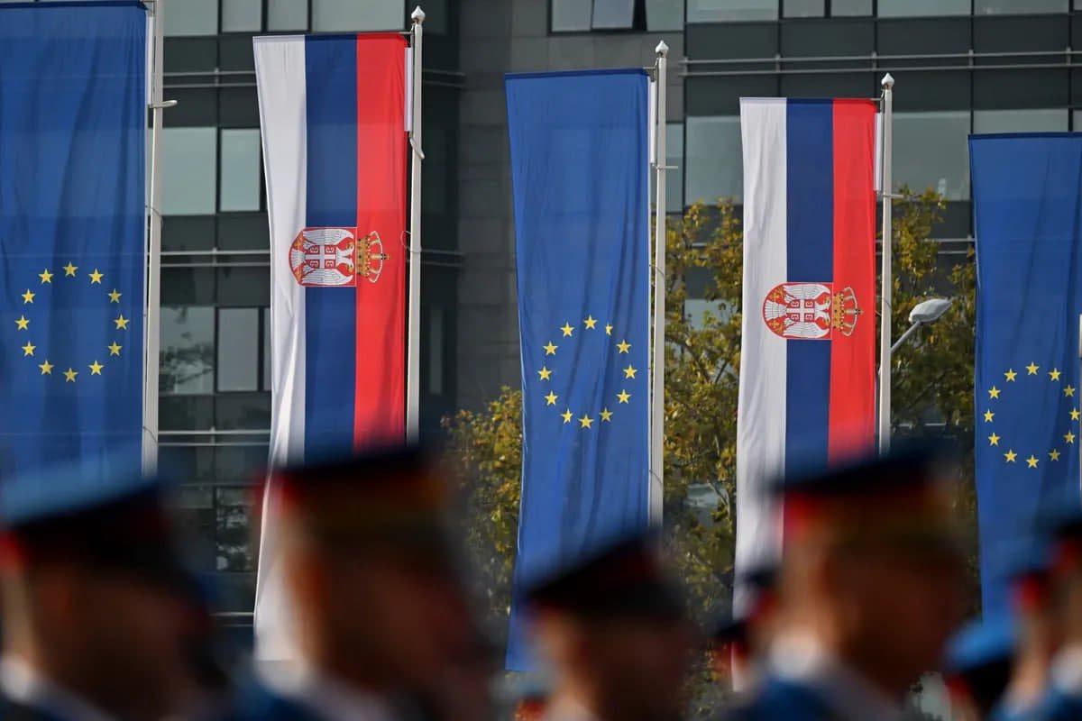 ЄС оголосив про нову стадію співпраці з Сербією після успіху "Студентського списку" на виборах