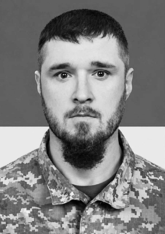 Загальнонаціональна хвилина мовчання о 9:00: вшануємо пам'ять загиблих разом