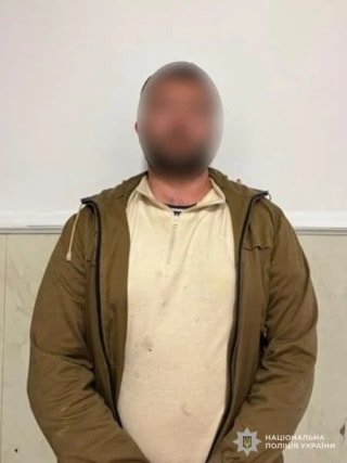 Завдяки записам камер відеоспостереження затримано чоловіка, який жорстоко побив мешканця Львова